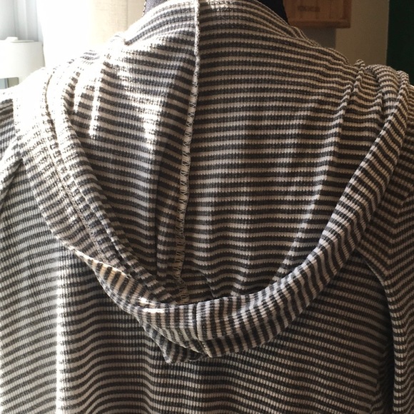 Splendid Long Sleeve Cardigan - Picture 5 of 13